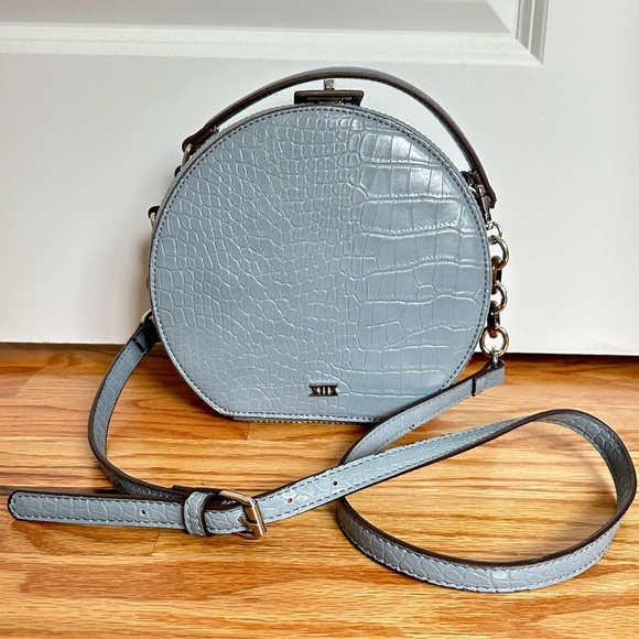 Collection XIIX Bags Preowned Embossed Round Box Shape Purse Poshmark